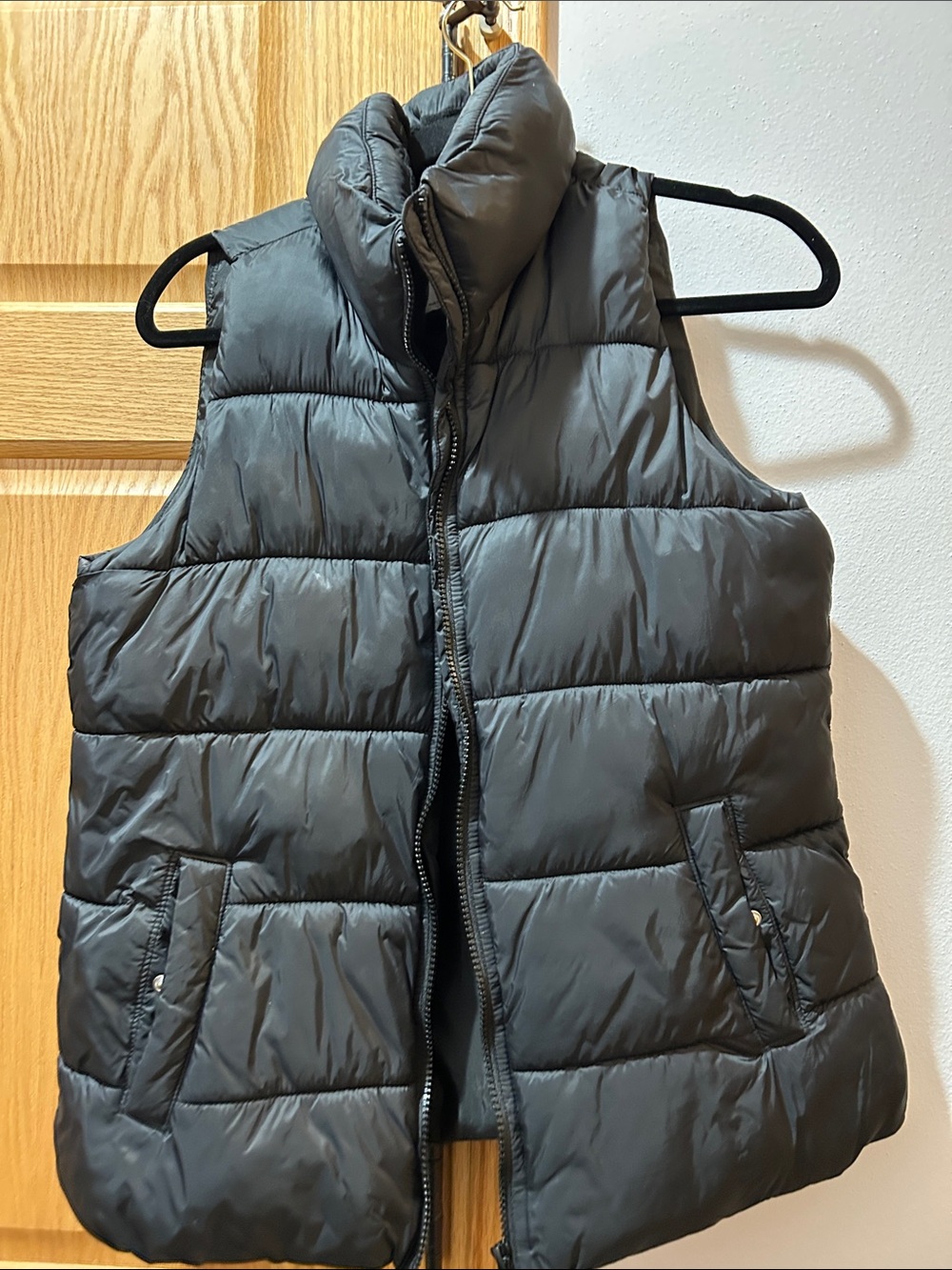 Old Navy Black Quilted Puffer Vest